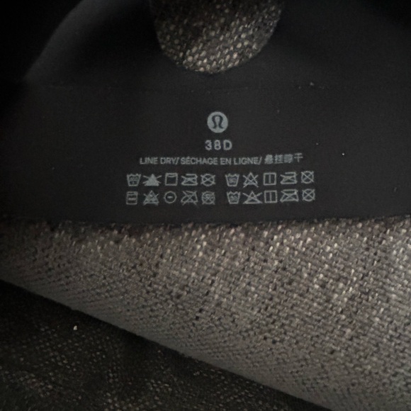 Lululemon Athletica Sports Bra - Picture 2 of 5